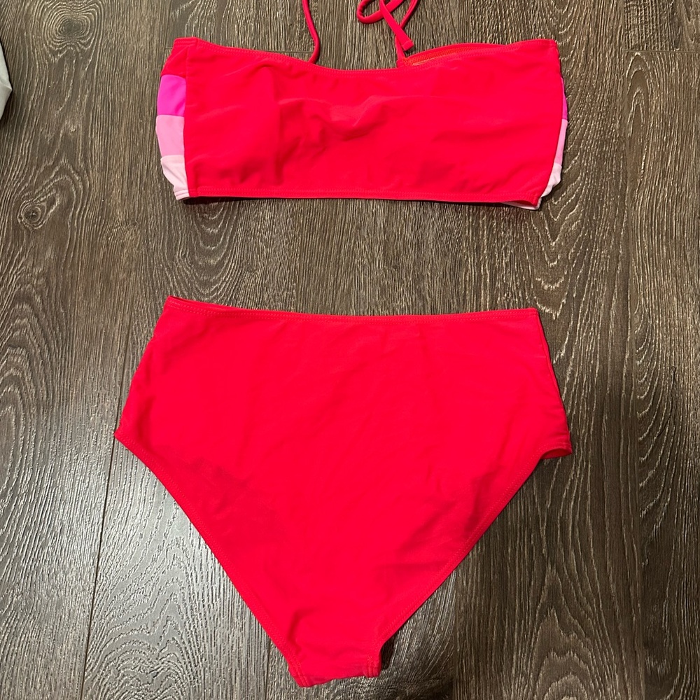 Halter bikini set - Picture 2 of 5